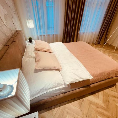 Kobiela Apartments Family Delux Ktw City Center 카토비체 외부 사진