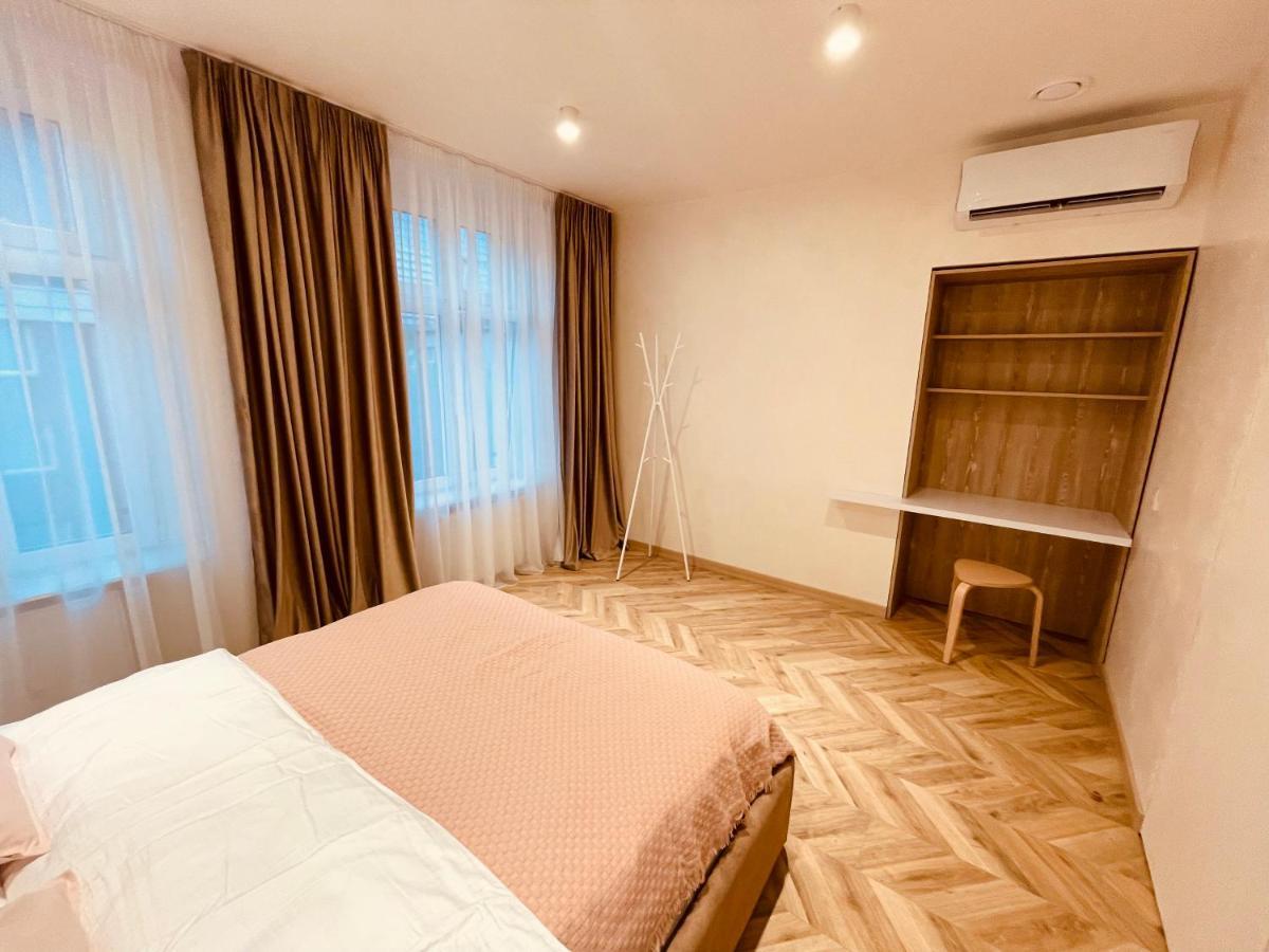Kobiela Apartments Family Delux Ktw City Center 카토비체 외부 사진